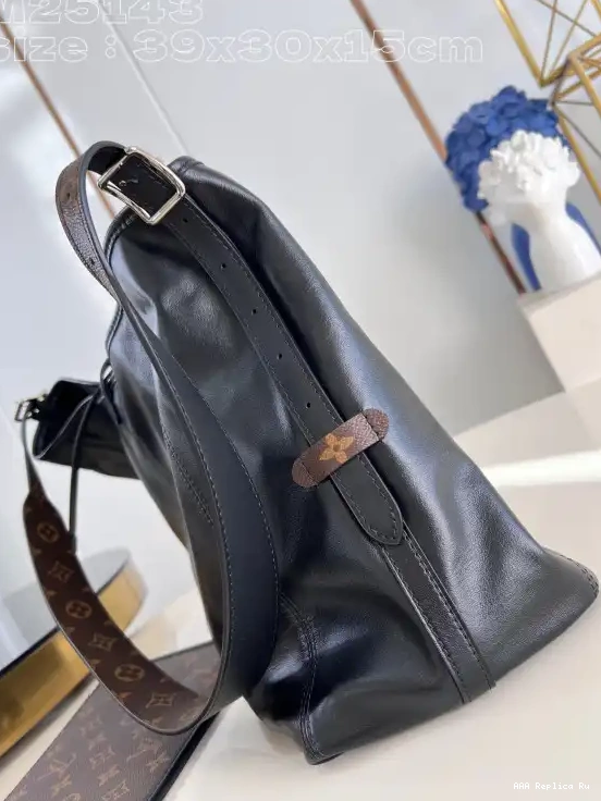 AAA Pruses Bags CarryAll 15cm VUITTON x MM- 30 LOUIS 39 x 0628